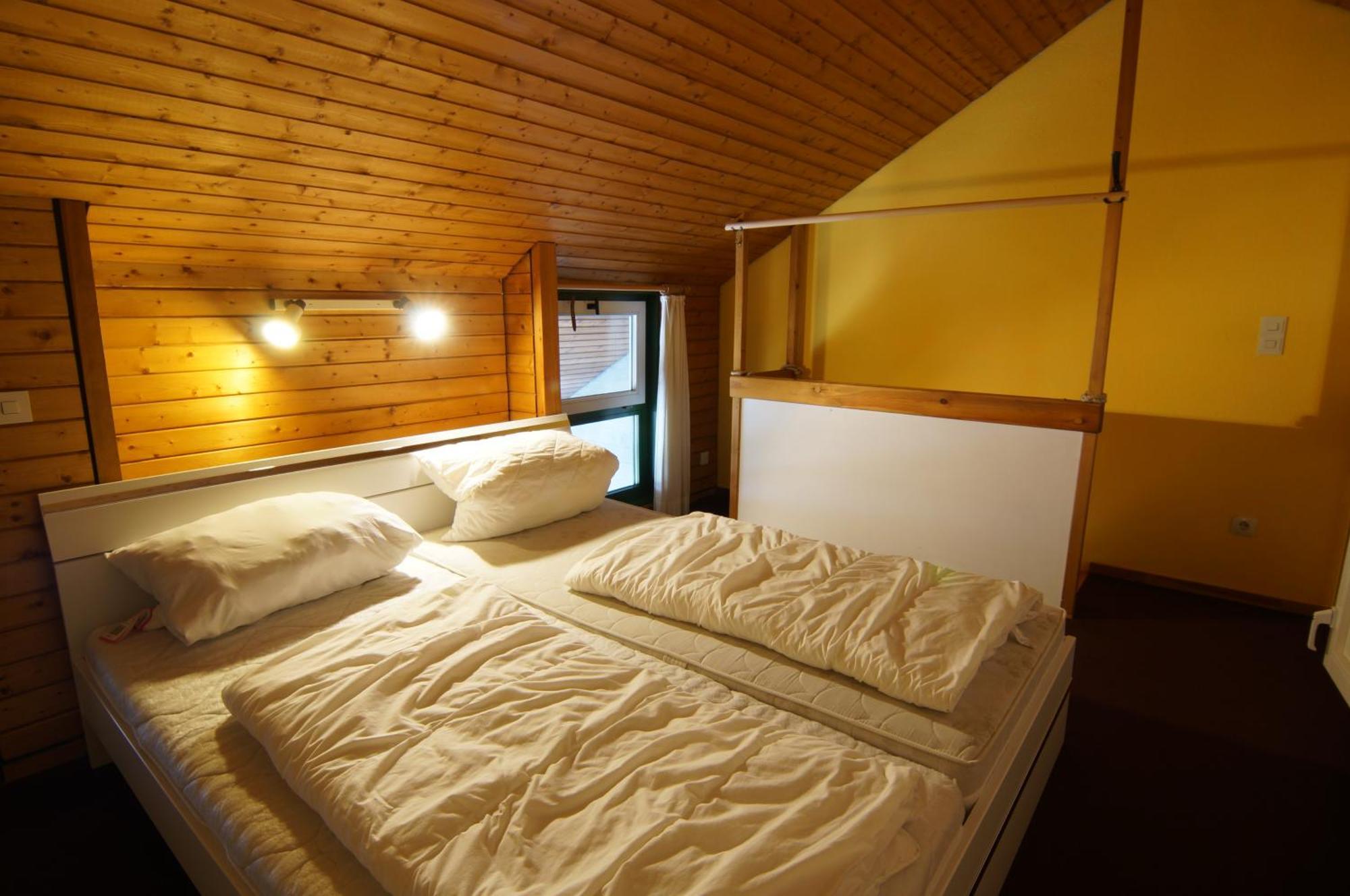 Terrassenpark Apartments Sasbachwalden Rum bild